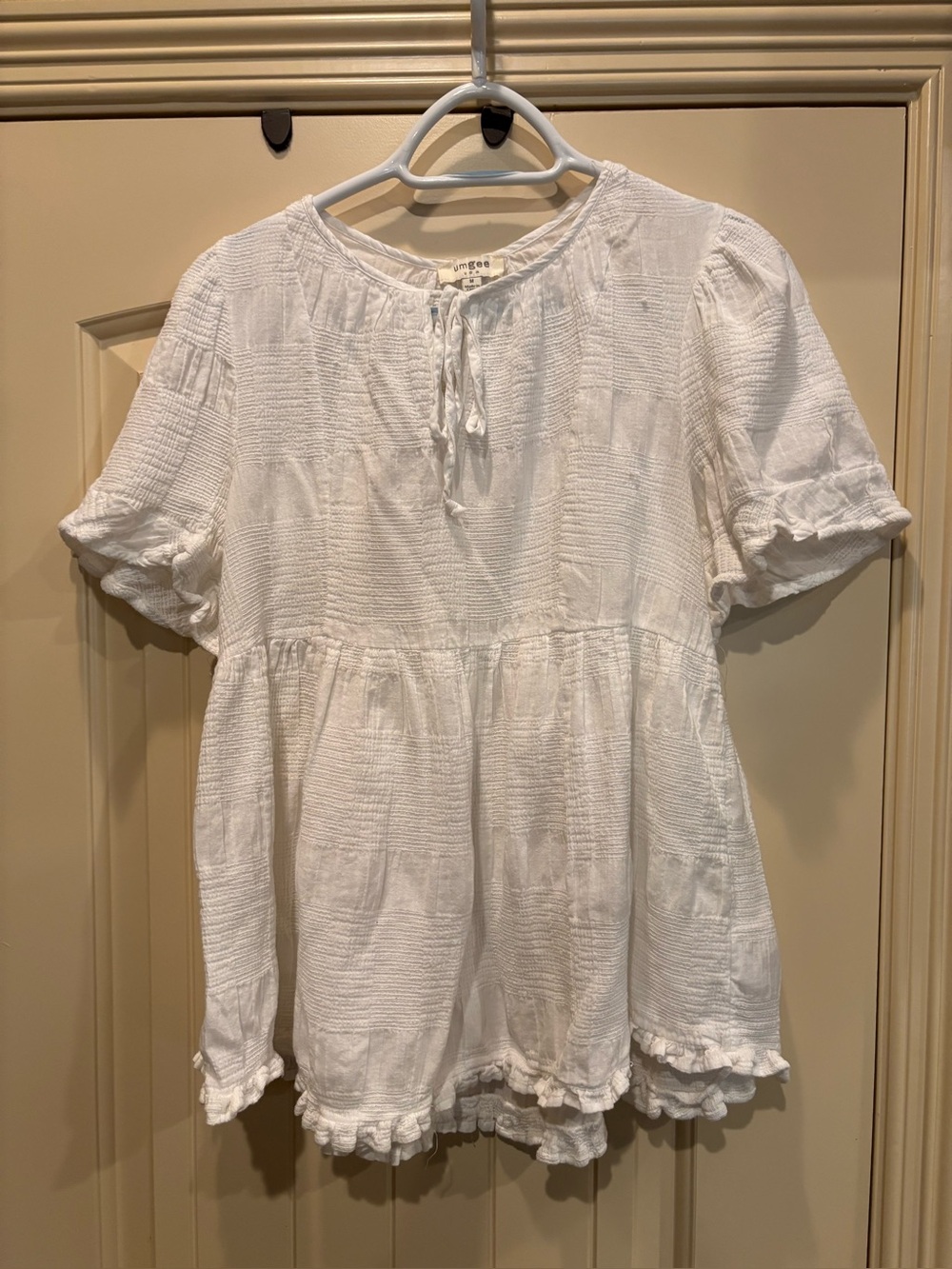 Umgee White Textured Peasant Tunic with Tie Neck